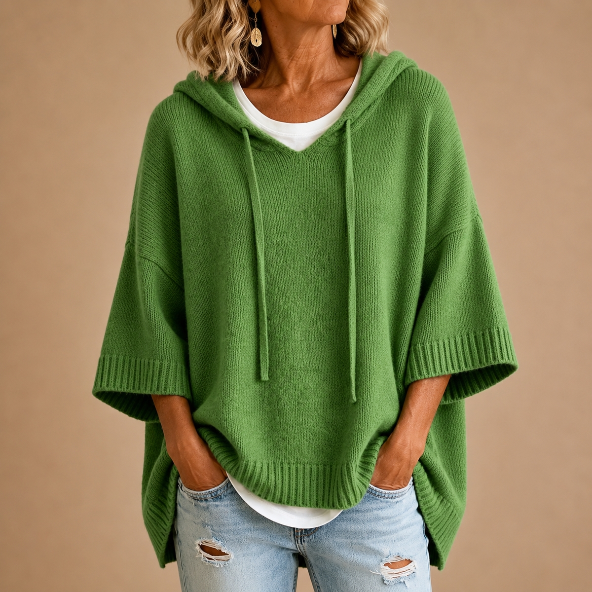 Poncho in Maglia con Cappuccio Verde