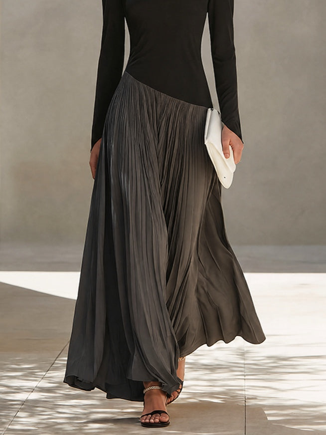 Marina | Vestito maxi plissettato con scollo drappeggiato bicolore nero e grigio
