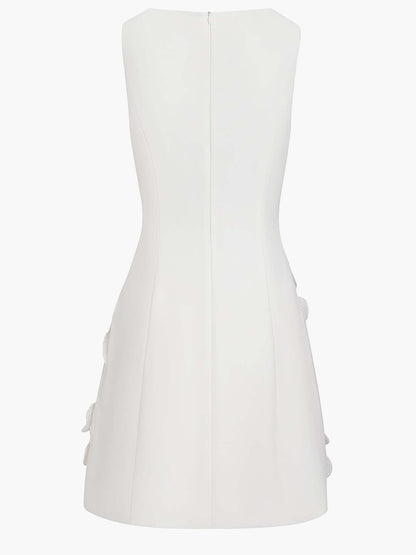 Vestito mini elegante senza maniche con cut-out