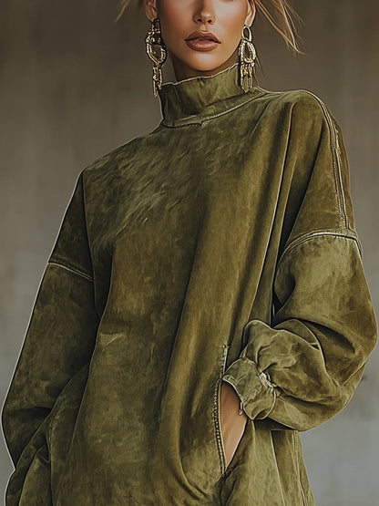 Gabrielle | Vestito effetto scamosciato con collo alto e frange
