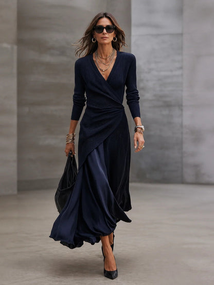 Loredana | Abito maxi asimmetrico con scollo a V e inserti in raso blu navy