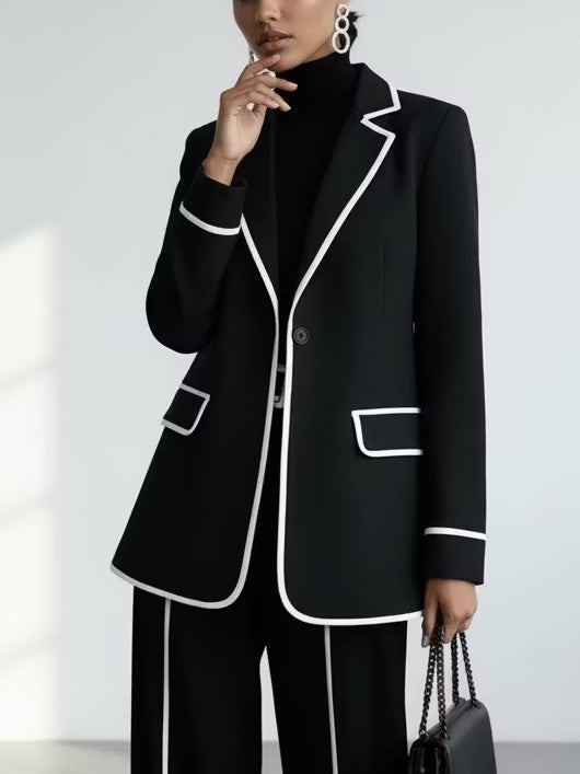 Claudia | Completo due pezzi con blazer rifinito in nero a contrasto e pantaloni a gamba larga