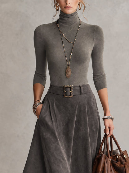 Carmen | Completo con top a collo alto grigio e gonna midi asimmetrica in scamosciato sintetico (con cintura)