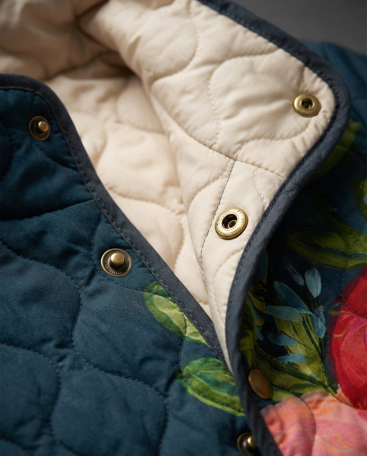 Remedios | Giacca Trapuntata Vintage con Stampa Floreale