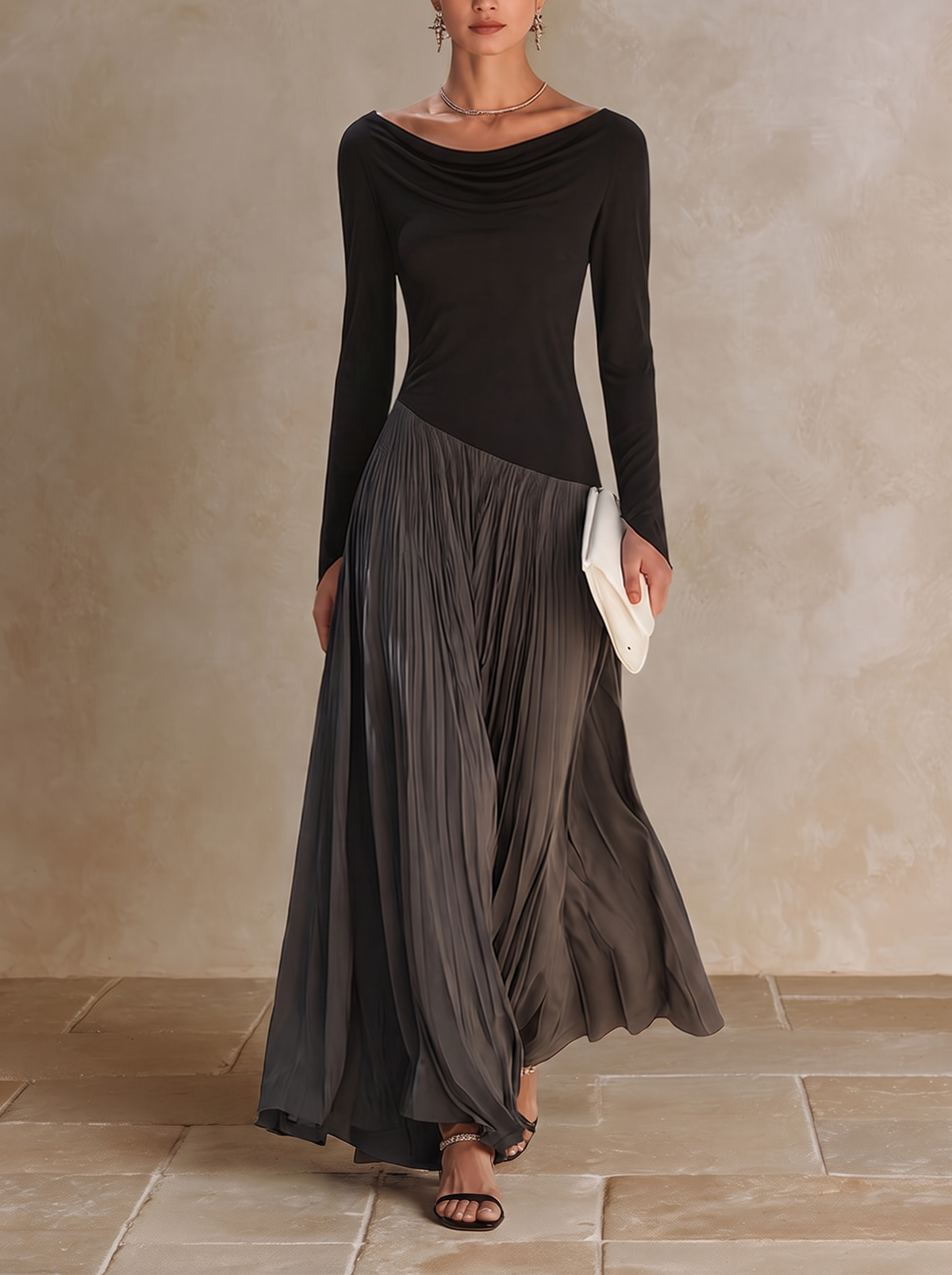 Marina | Vestito maxi plissettato con scollo drappeggiato bicolore nero e grigio
