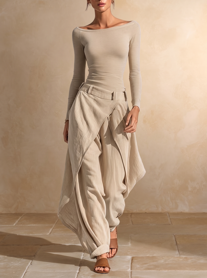 Giuliana | Completo beige con top con scollo a barca e pantaloni a gamba larga a strati
