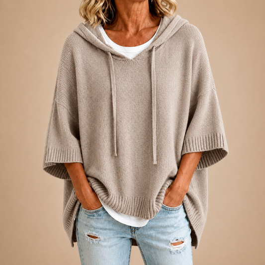 Poncho in maglia con cappuccio color talpa