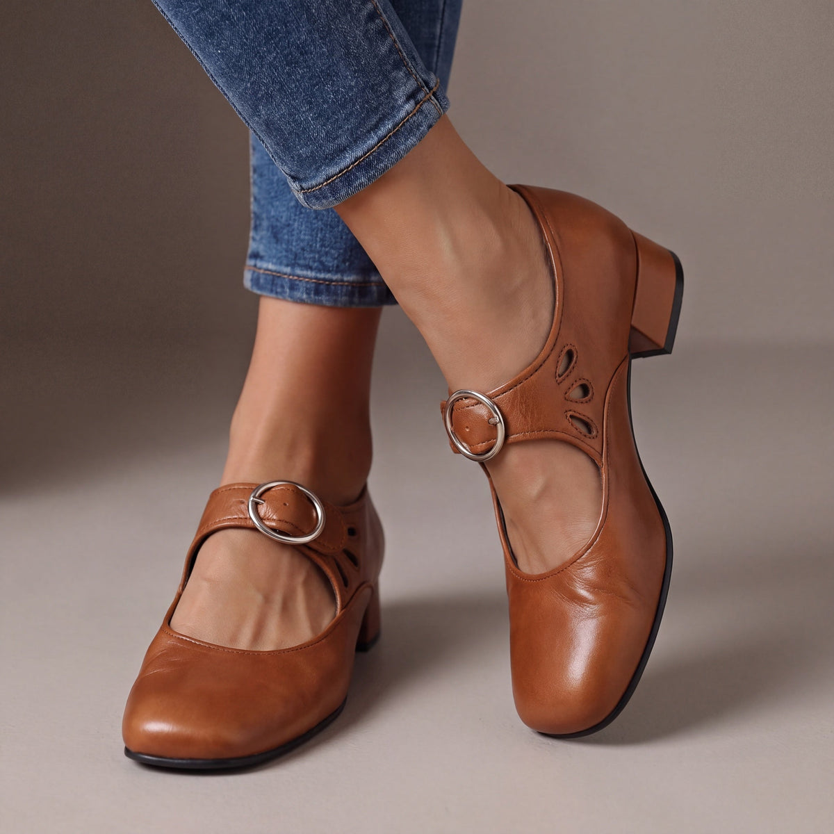 MORETTI | Scarpe Mary Jane in Pelle con Tacco Véronique